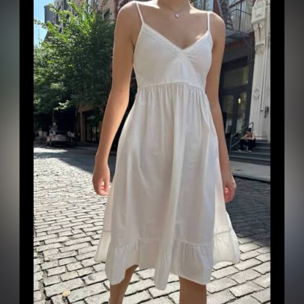 Brandy Melville White cotton dress